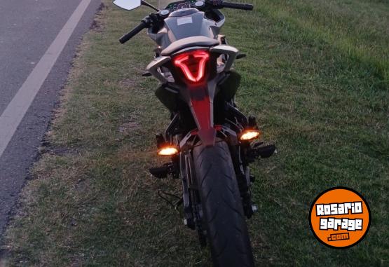 Motos - CF 300SR 2025 Nafta 5900Km - En Venta