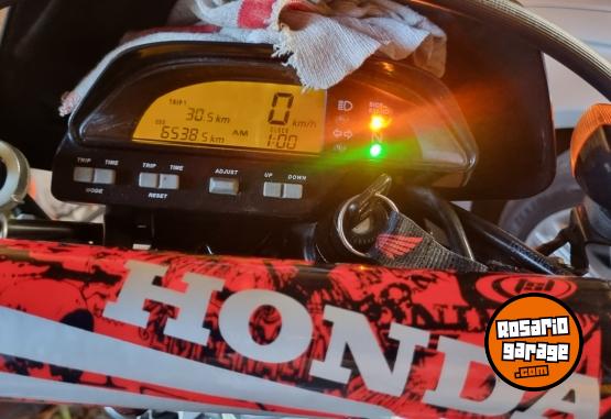 Motos - Honda TORNADO 2015 Nafta 6500Km - En Venta