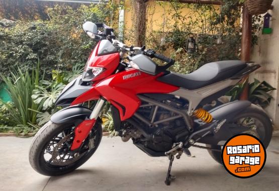 Motos - Ducati Hyperstrada 821 2015 Nafta 23500Km - En Venta