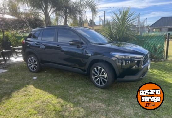Autos - Toyota COROLLA cross h�brida 2023 Electrico / Hibrido 40000Km - En Venta