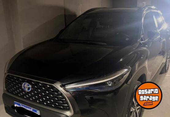 Autos - Toyota COROLLA cross h�brida 2023 Electrico / Hibrido 40000Km - En Venta