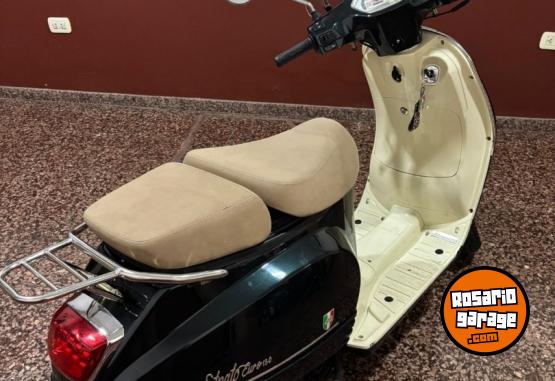 Motos - Motomel STRATO EURO 150 2023 Nafta 5000Km - En Venta