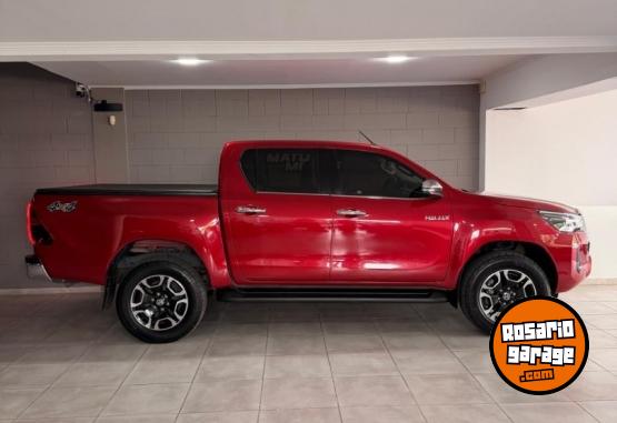 Camionetas - Toyota Hilux 2021 Diesel 91000Km - En Venta