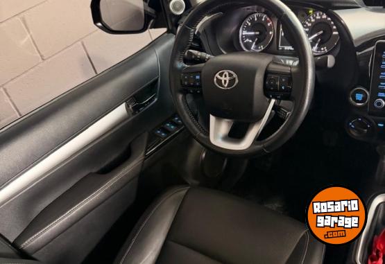 Camionetas - Toyota Hilux 2021 Diesel 91000Km - En Venta
