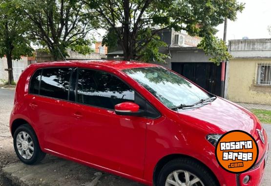 Autos - Volkswagen Up high 2015 Nafta 140000Km - En Venta