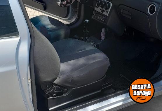 Autos - Suzuki Fun 1.0 2006 Nafta 111200Km - En Venta