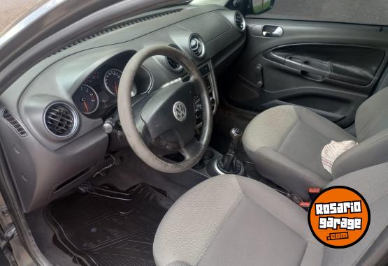 Autos - Volkswagen Voyage confortline 2009 Nafta 150000Km - En Venta