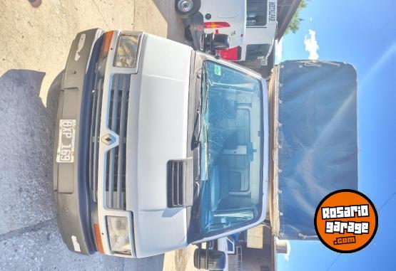 Utilitarios - Renault Rodeo 1998 Diesel 1111Km - En Venta