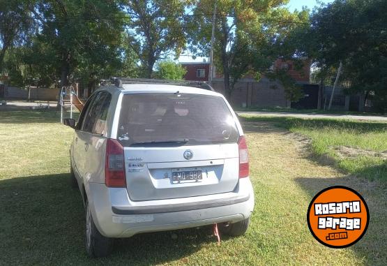 Autos - Fiat Idea hlx 2006 1.8 2006 GNC 230000Km - En Venta