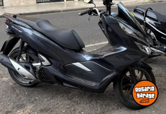 Motos - Honda Pcx150 2020 Nafta 16400Km - En Venta