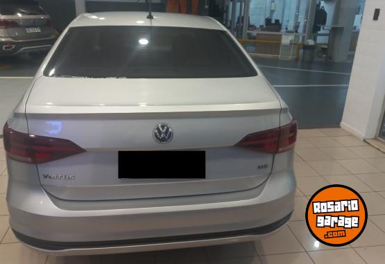 Autos - Volkswagen VIRTUS TRENDLINE 1.6 MT 2018 Nafta 122000Km - En Venta