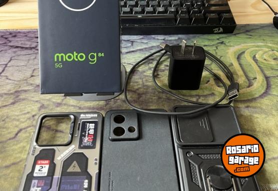 Telefonía - MOTOROLA G84 - 256 GB - 8 RAM - EXCELENTE ESTADO - En Venta