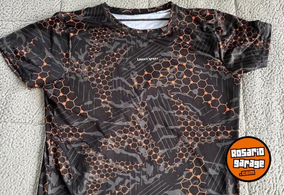 Indumentaria - REMERA DEPORTIVA - En Venta