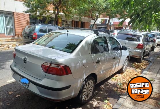 Autos - Volkswagen Voyage 2013 Nafta 250000Km - En Venta