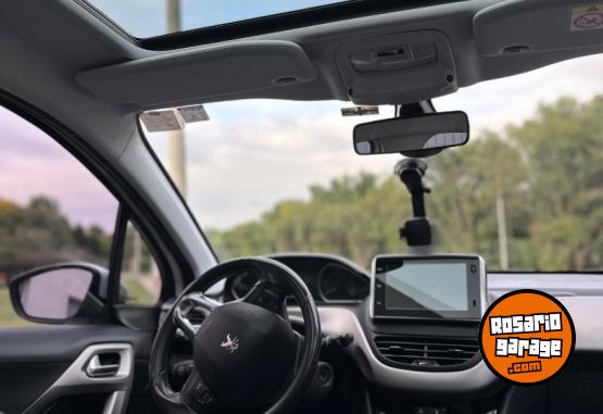 Autos - Peugeot 208 feline 2018 Nafta 89000Km - En Venta