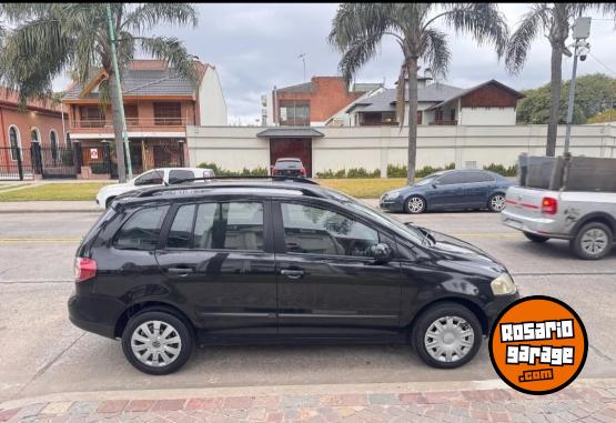 Autos - Volkswagen SURAN 2009 Nafta 150000Km - En Venta