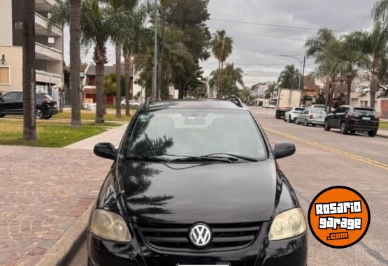 Autos - Volkswagen SURAN 2009 Nafta 150000Km - En Venta