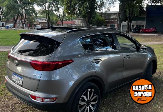 Camionetas - Kia Sportage 2018 Diesel 120000Km - En Venta