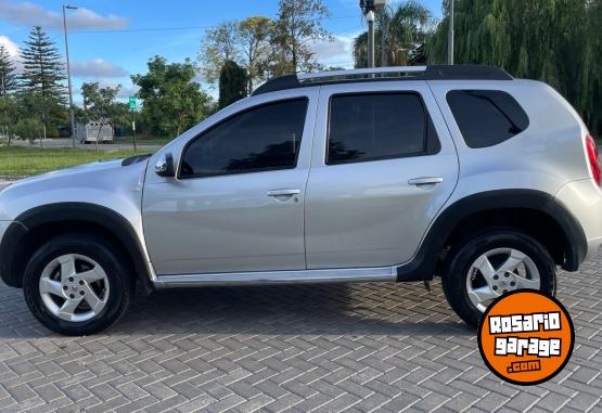 Autos - Renault DUSTER  2.0 AUTENTHIQUE 2012 Nafta 135000Km - En Venta