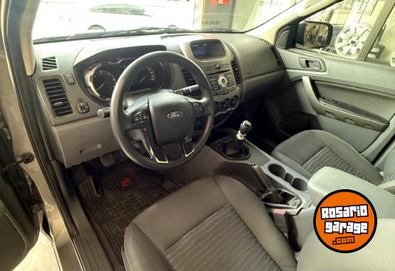 Camionetas - Ford Ranger XLS 2014 Diesel 172000Km - En Venta
