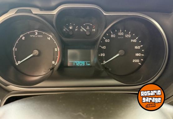 Camionetas - Ford Ranger XLS 2014 Diesel 172000Km - En Venta