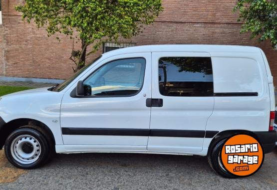 Utilitarios - Citroen Berlingo mixta 1ra mano 2017 Diesel 160000Km - En Venta