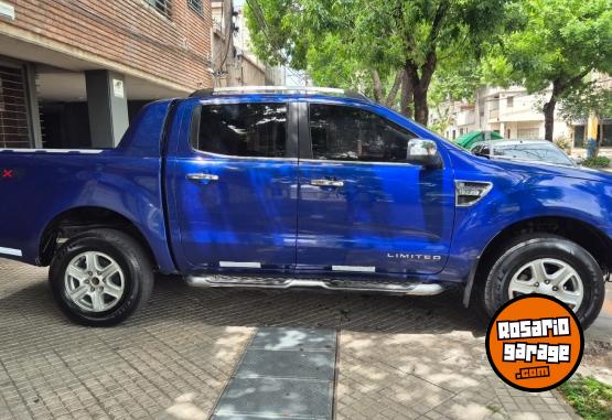 Camionetas - Ford Ranger limited permuto 2014 Diesel 190000Km - En Venta