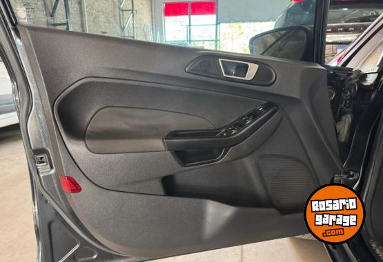 Autos - Ford Fiesta SE 2014 Nafta 138000Km - En Venta
