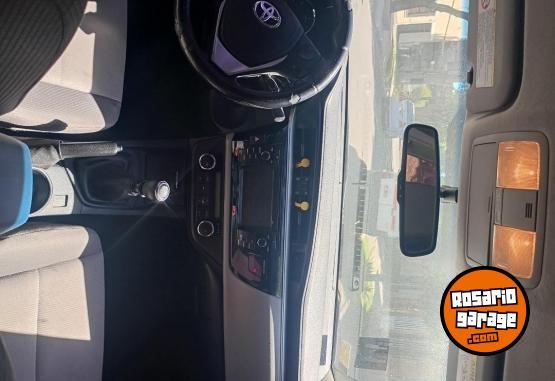 Autos - Toyota Corolla xei 2015 Nafta 150000Km - En Venta