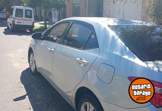 Autos - Toyota Corolla xei 2015 Nafta 150000Km - En Venta