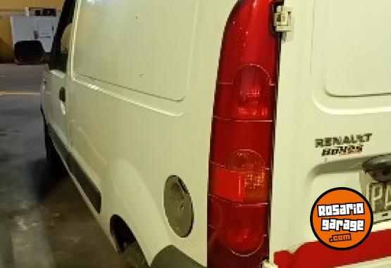 Utilitarios - Renault Kangoo 2014 GNC 300000Km - En Venta