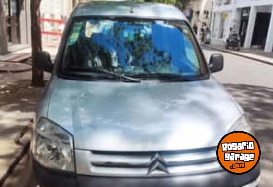 Utilitarios - Citroen Berlingo 2018 Diesel 115000Km - En Venta