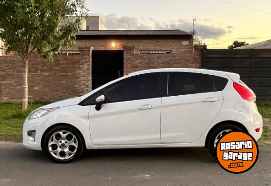 Autos - Ford Kinetic 2013 Nafta 220000Km - En Venta