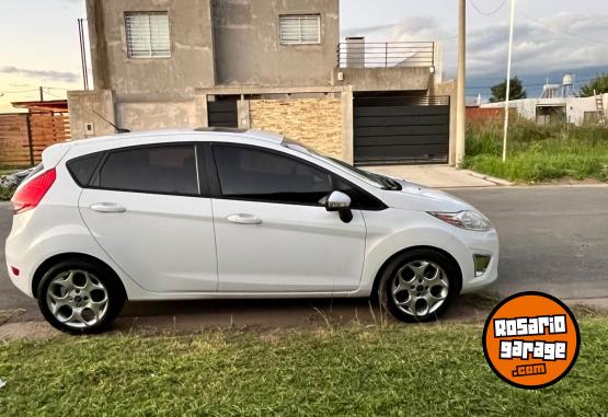 Autos - Ford Kinetic 2013 Nafta 220000Km - En Venta