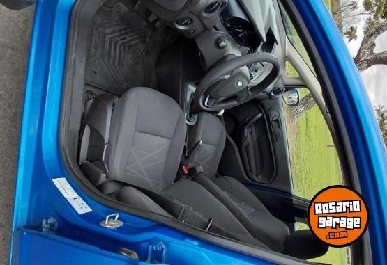 Autos - Ford Fiesta. Kinetic 2014 Nafta 177000Km - En Venta