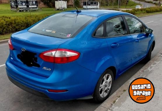 Autos - Ford Fiesta. Kinetic 2014 Nafta 177000Km - En Venta