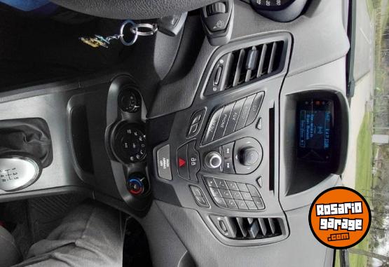 Autos - Ford Fiesta. Kinetic 2014 Nafta 177000Km - En Venta