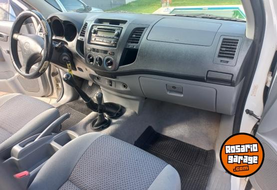 Camionetas - Toyota Hilux 2007 Diesel 410000Km - En Venta