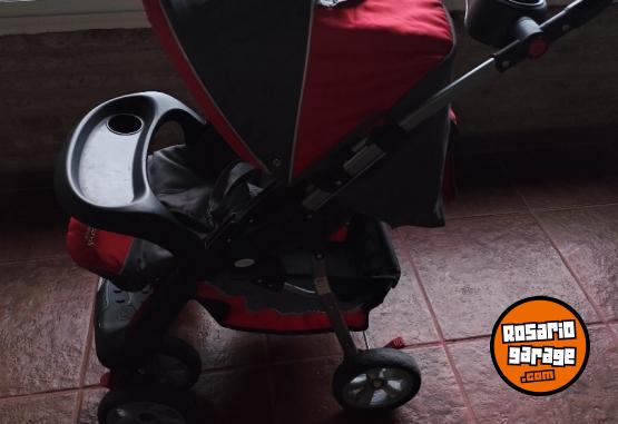 Artículos para bebé - Coche con huevito - En Venta