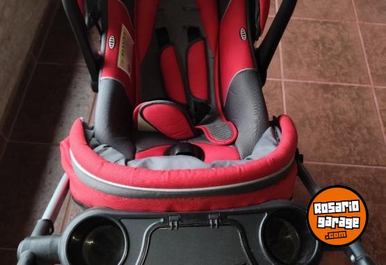 Artículos para bebé - Coche con huevito - En Venta