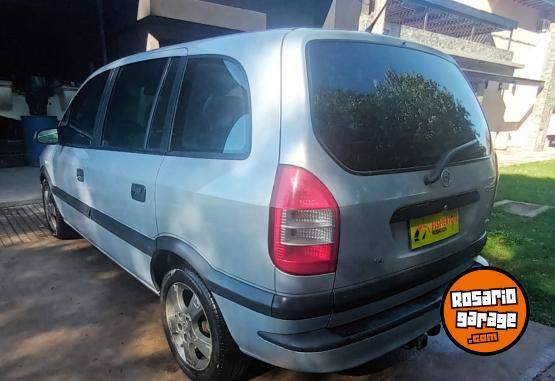 Autos - Chevrolet ZAFIRA  GL 2003 Nafta 200000Km - En Venta