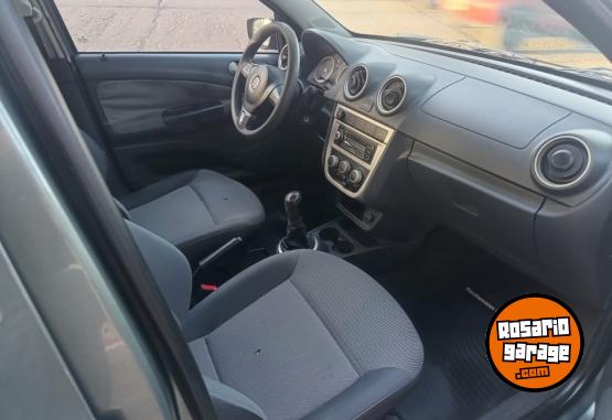 Autos - Volkswagen VOYAGE 2010 GNC 140000Km - En Venta