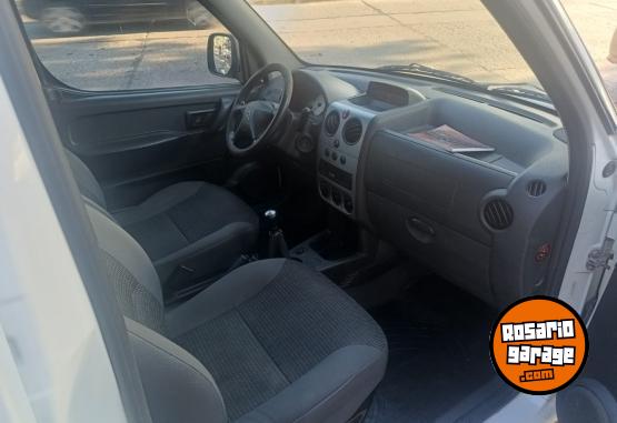 Utilitarios - Citroen BERLINGO FURGON CON ASIEN 2016 Diesel 190000Km - En Venta