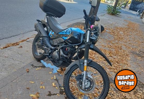 Motos - Hero Xplulse 200 2023 Nafta 4000Km - En Venta