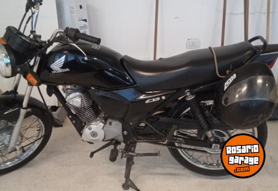 Motos - Honda Cb1 125 2013 Nafta 111111Km - En Venta