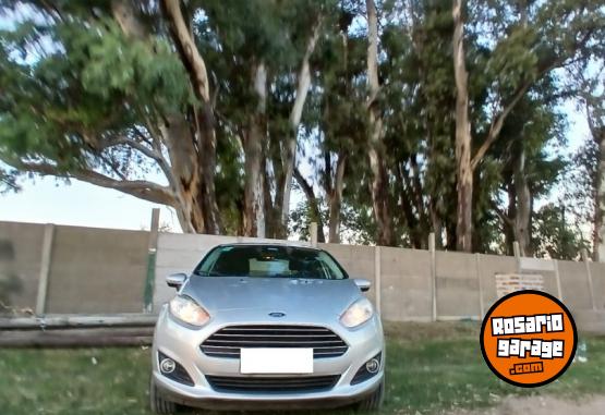 Autos - Ford Fiesta Kinetic SE Plus Se 2016 Nafta 169000Km - En Venta
