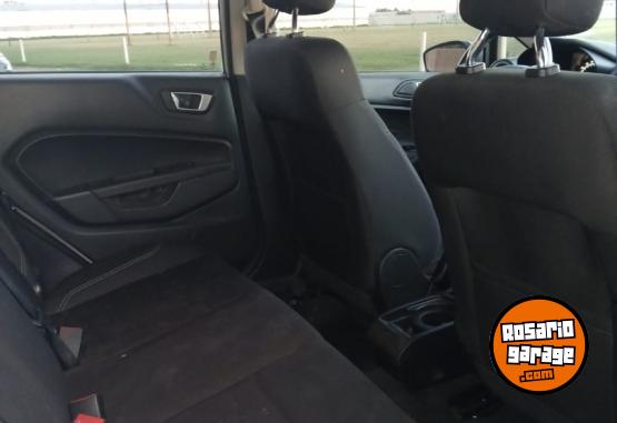 Autos - Ford Fiesta Kinetic SE Plus Se 2016 Nafta 169000Km - En Venta