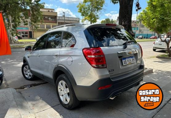 Camionetas - Chevrolet CAPTIVA LT 2.4 7AS 2017 Nafta 106000Km - En Venta