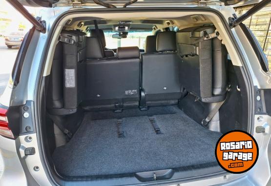 Camionetas - Toyota SW4 SRX 2023 Diesel 49600Km - En Venta