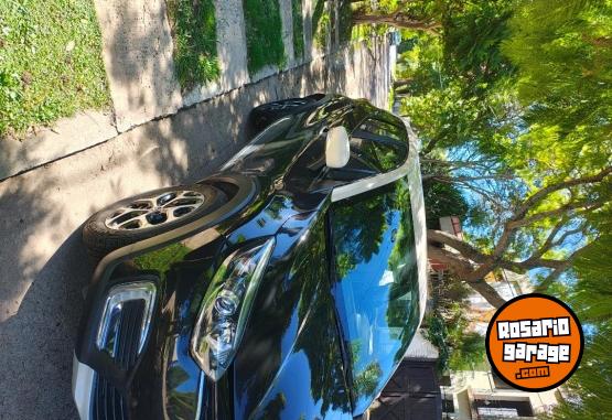 Autos - Renault Captur intense 2016 Nafta 184000Km - En Venta